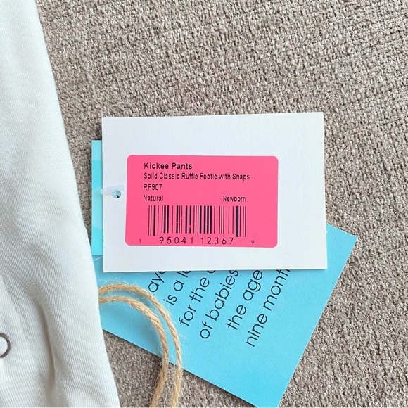 NWT Kickee Pants Ruffle Footie PJs White NB Newborn - Picture 4 of 4